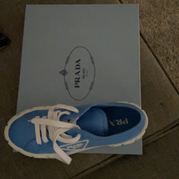 Brand new Prada Sneakers, never worn comes with box and dust bag size 36 1/2. - Picture 1 of 4